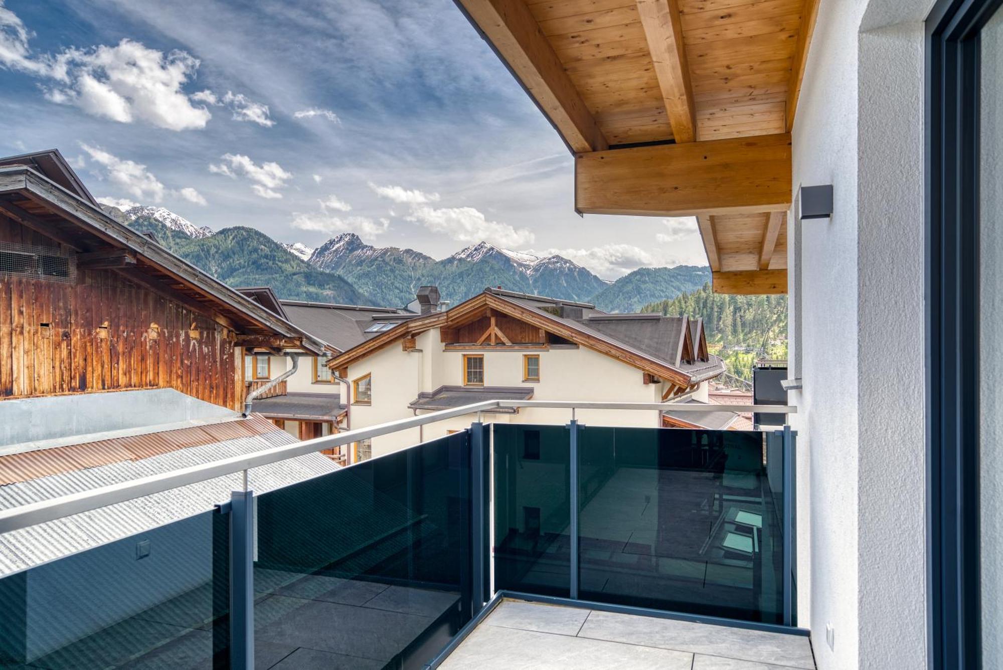 Apart Darre Inclusive Super Sommer Card Serfaus Exteriör bild